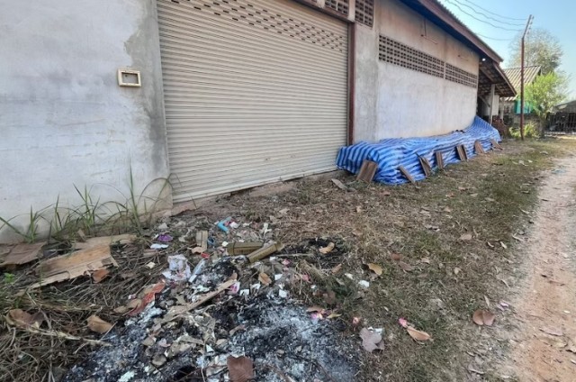 老撾萬(wàn)榮甲醇中毒事件致多人死亡，政府緊急查封源頭工廠